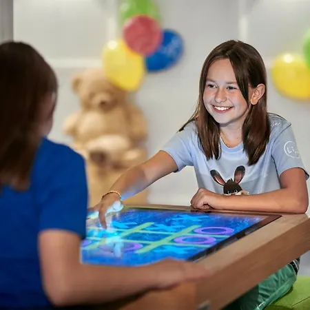 Hotel Lisi Family 4*