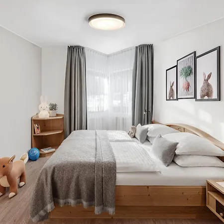 Lisi Family Hotel 4*