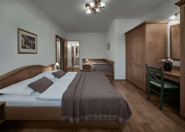 Lisi Family Hotel 4*