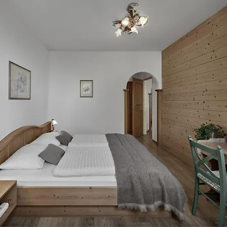 Lisi Family Hotel